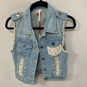 NWT Distressed denim vest